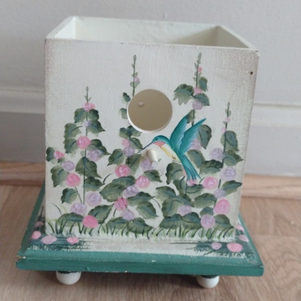 Hand Painted Wooden Kathy Hatch Jar Candle Box Features Hummingbird 2001